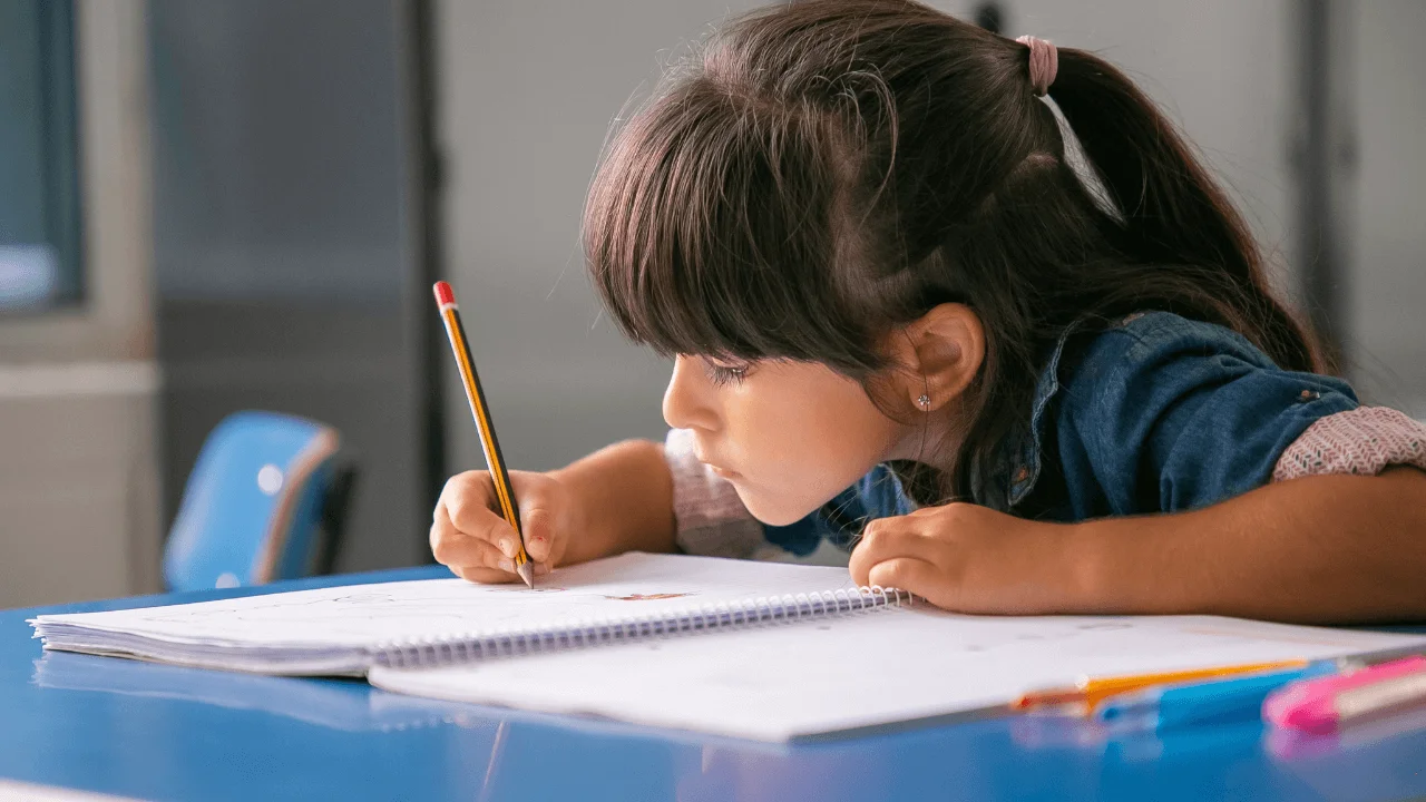 El rol de la Escritura Creativa Terapéutica en niños, niñas y adolescentes