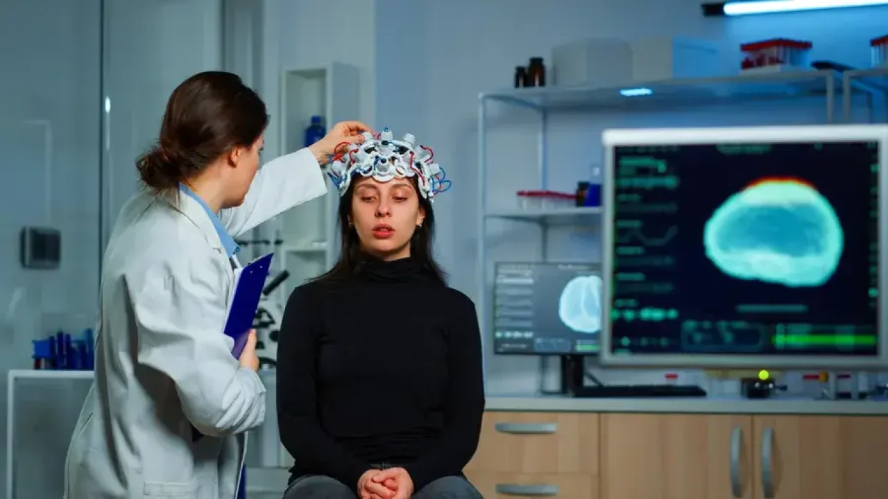 Neurofeedback: qué es, beneficios y aplicaciones
